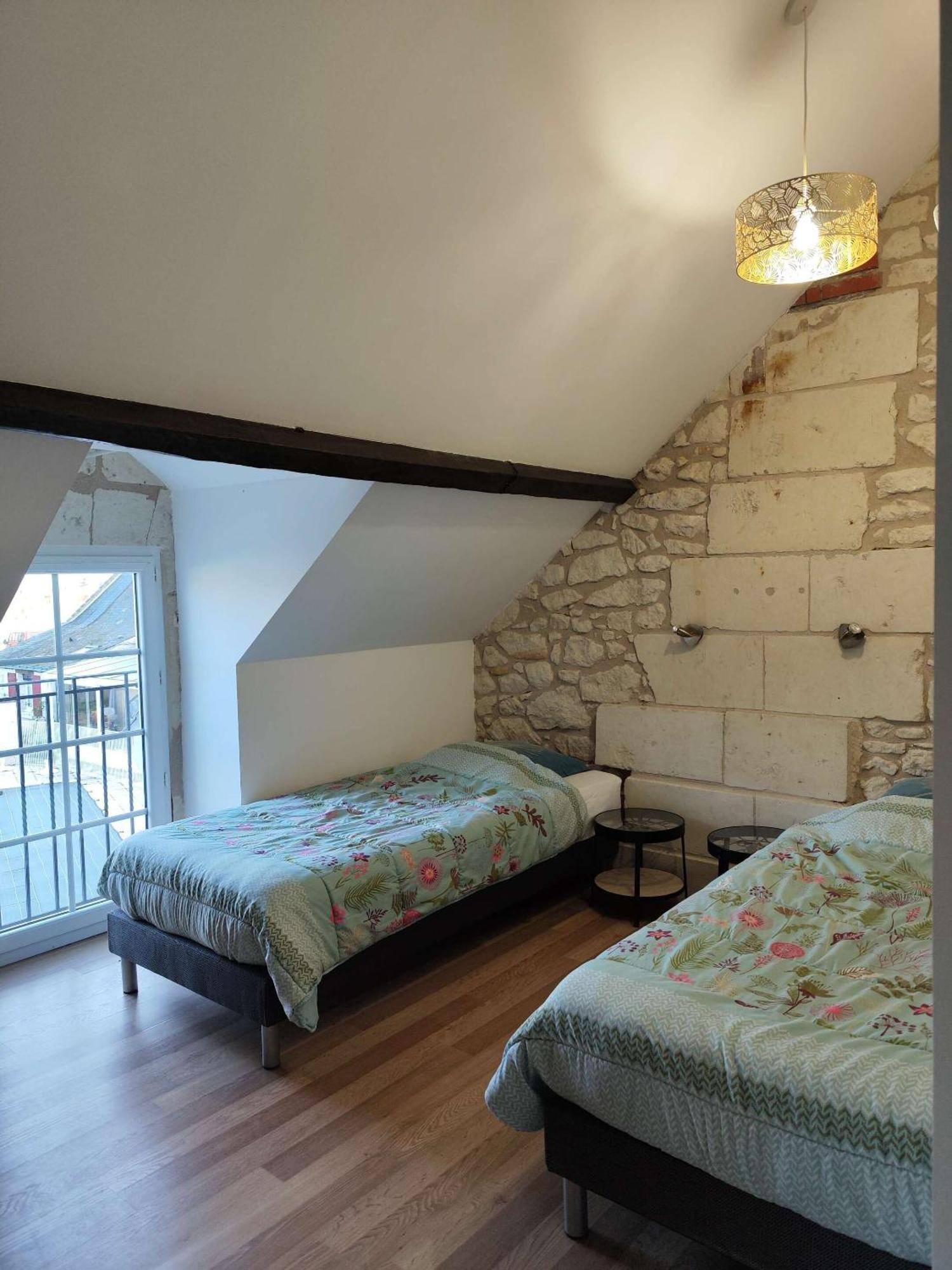 Gites Les Volets Rouges D'Allonnes Allonnes  Room photo