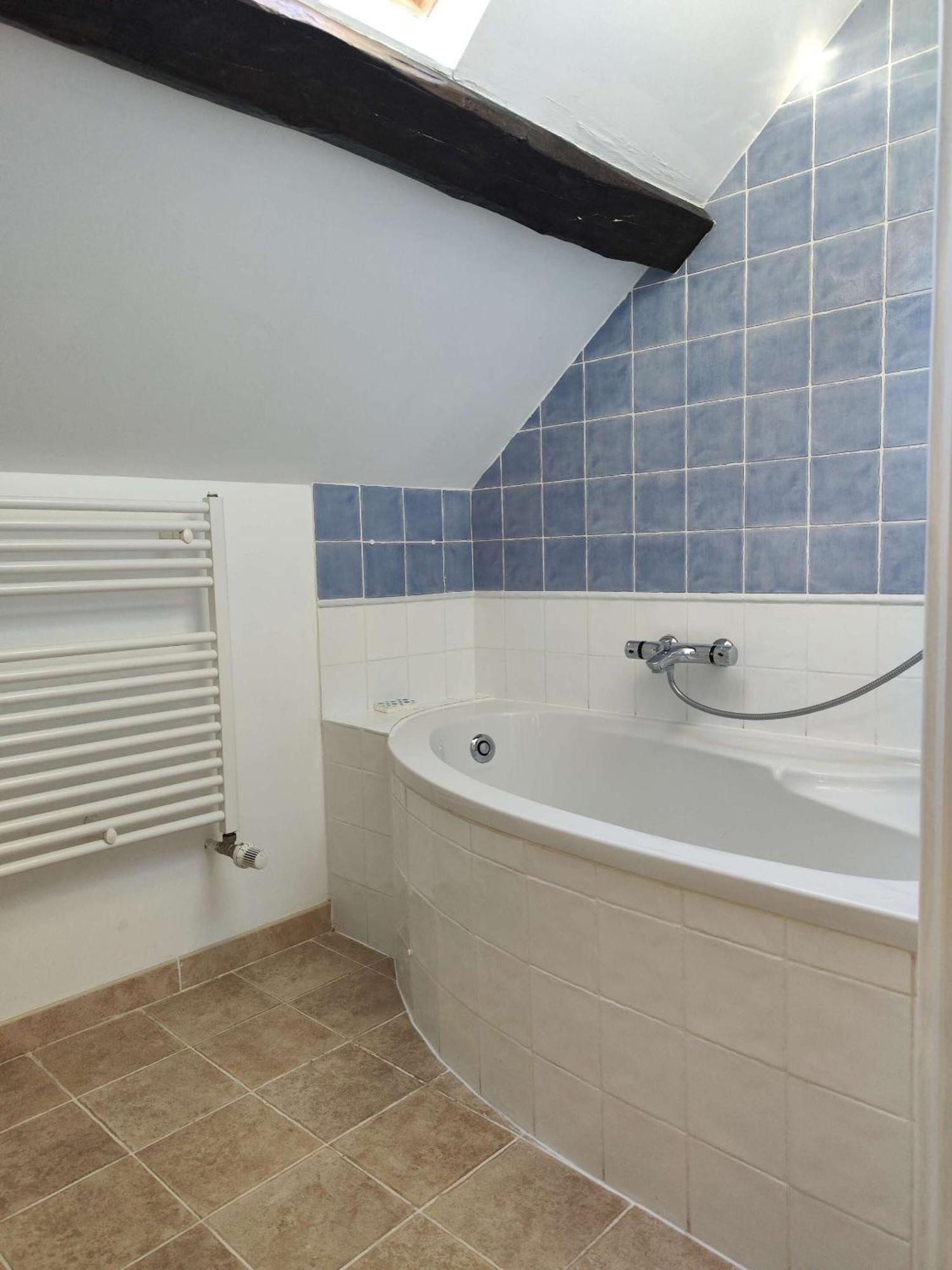 Gites Les Volets Rouges D'Allonnes Allonnes  Room photo