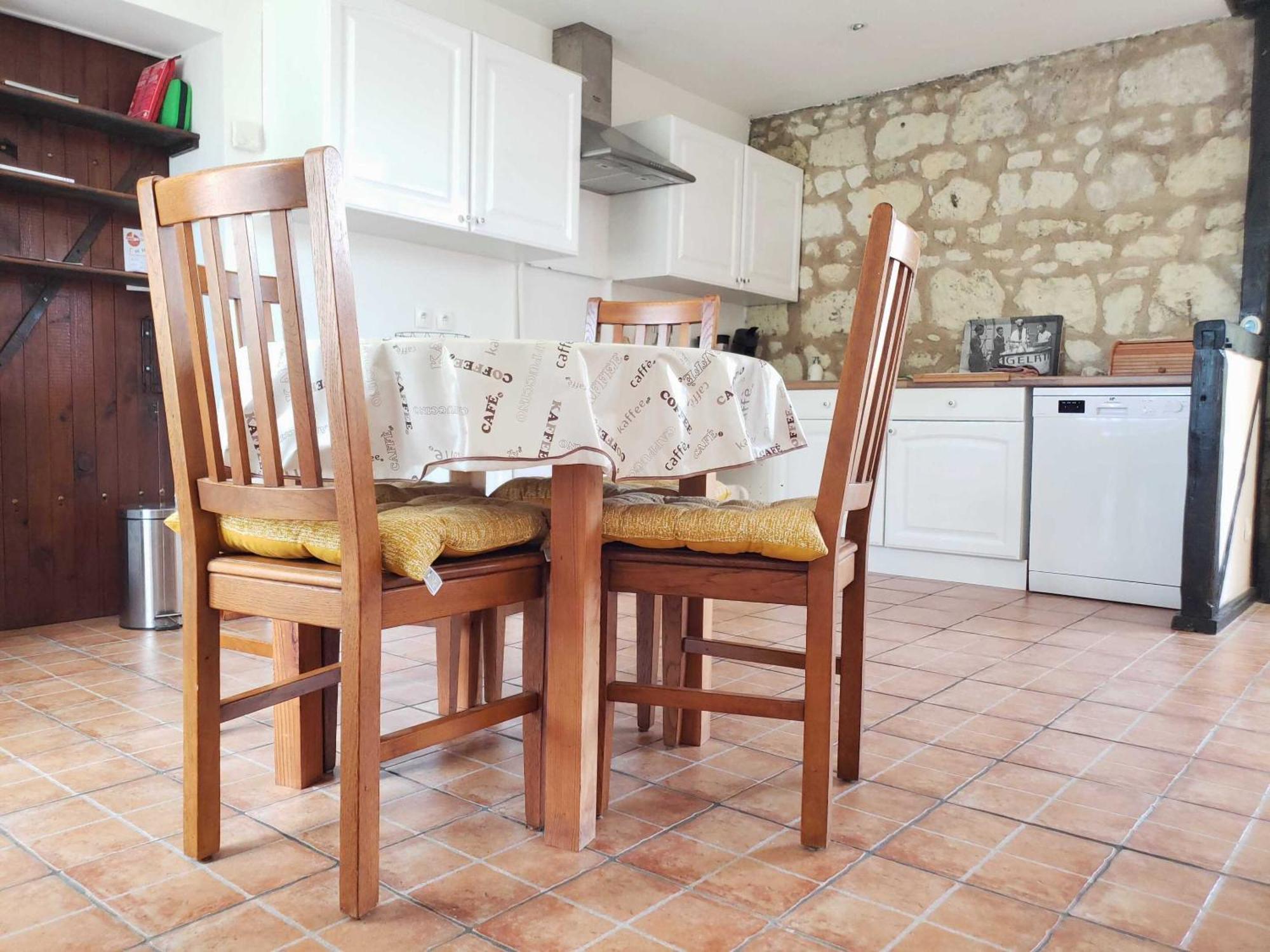 Gites Les Volets Rouges D'Allonnes Allonnes  Room photo
